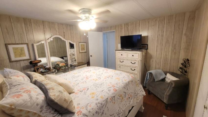 161 Juniper Dr. West a Dundee, FL Mobile or Manufactured Home for Sale
